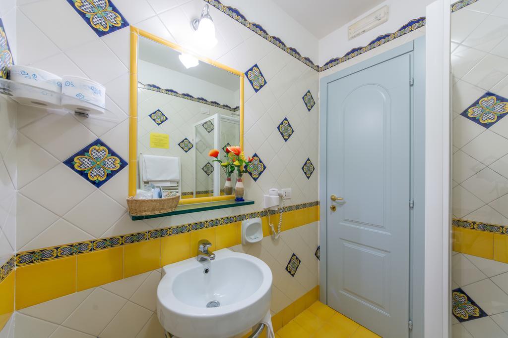 מאיורי Meuble Casa Mannini Rooms מראה חיצוני תמונה