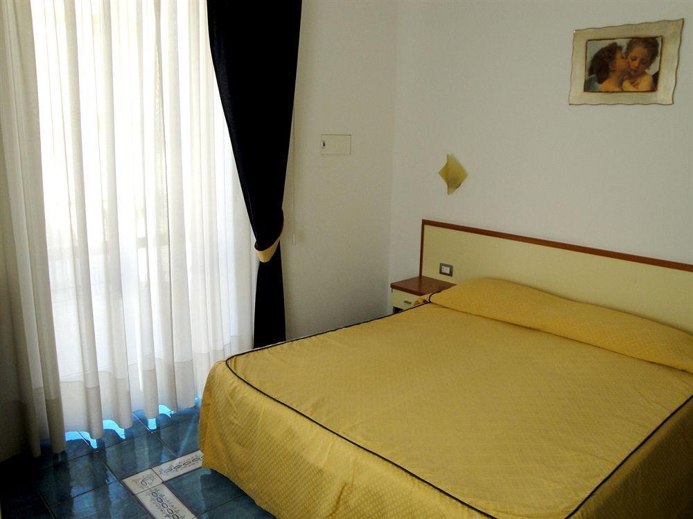 מאיורי Meuble Casa Mannini Rooms מראה חיצוני תמונה