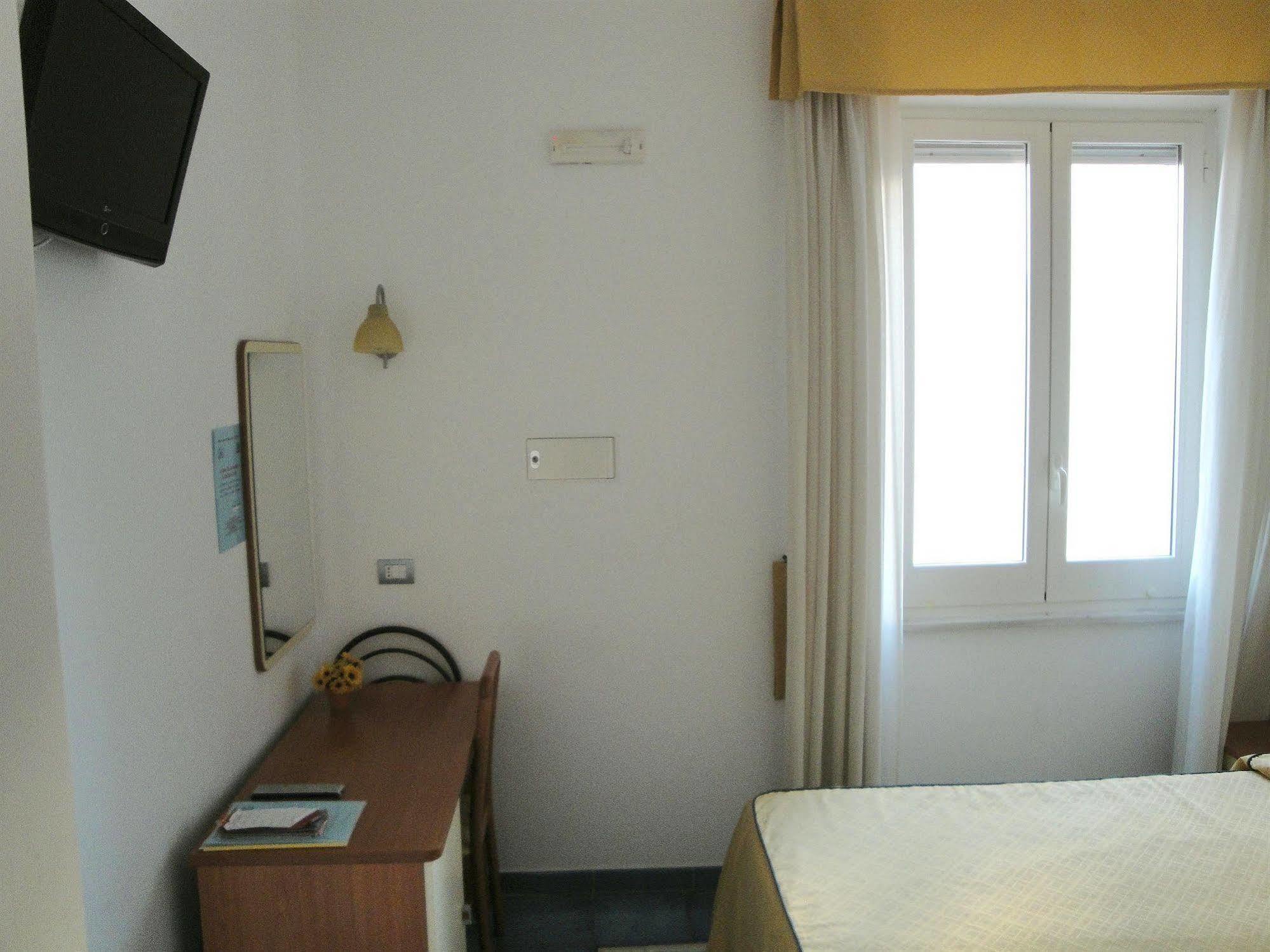 מאיורי Meuble Casa Mannini Rooms מראה חיצוני תמונה